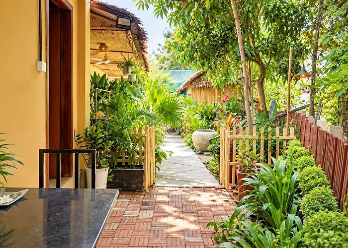 Homesteading * Siem Reap